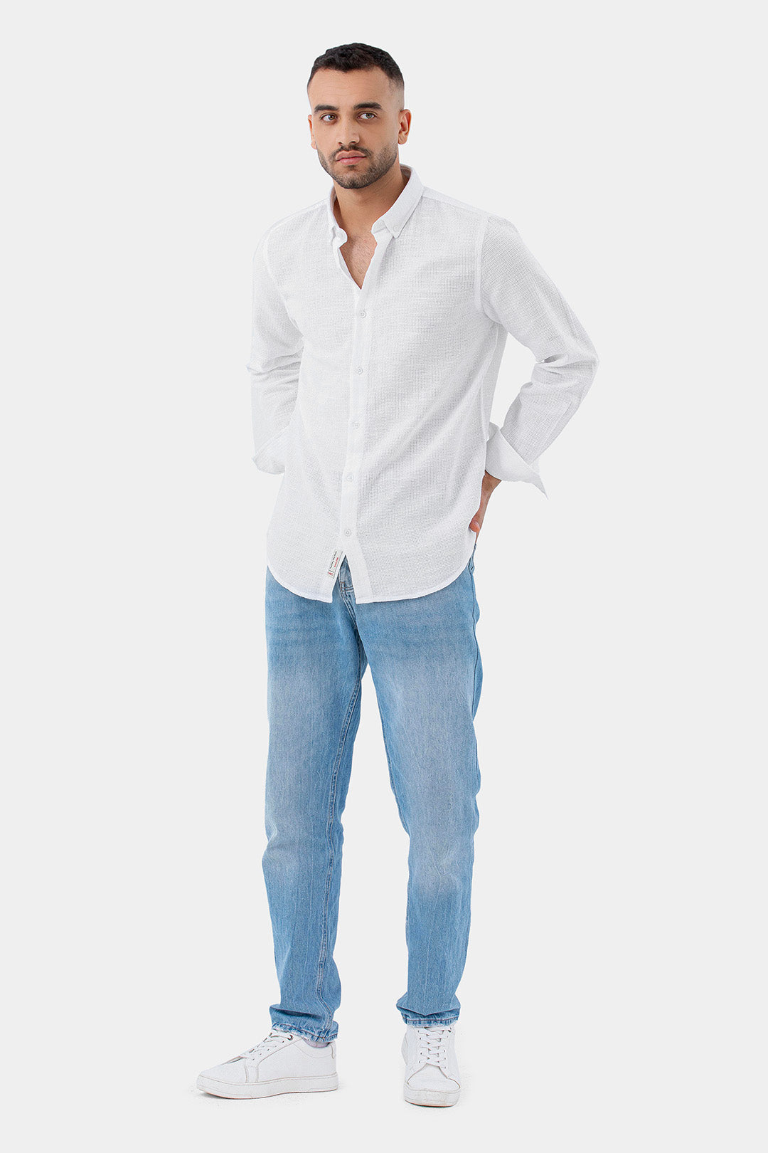 white basic slim fit shirt