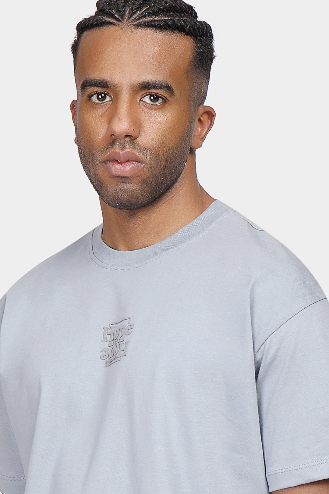 grey basic crew neck t-shirt