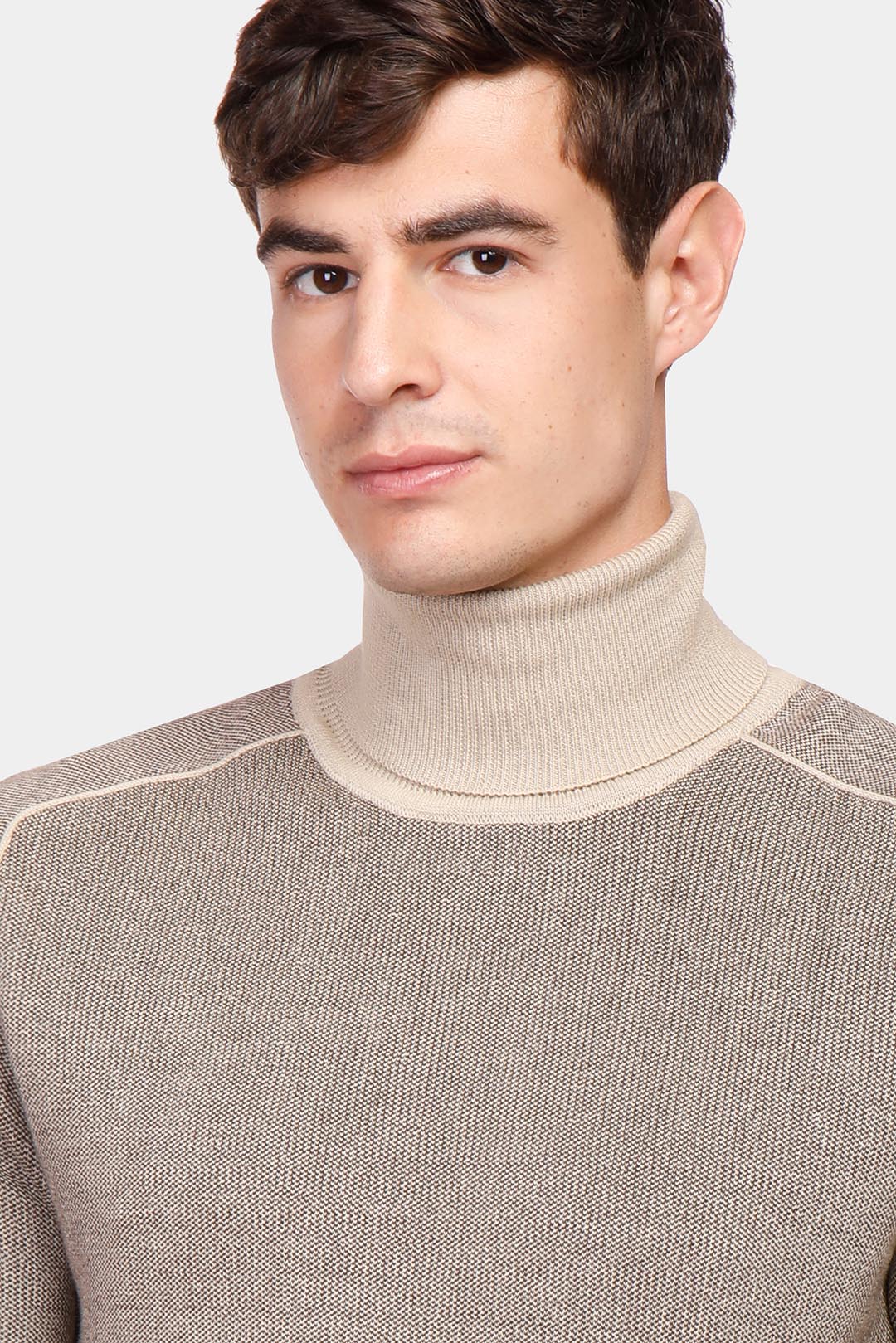 High Neck Pullover