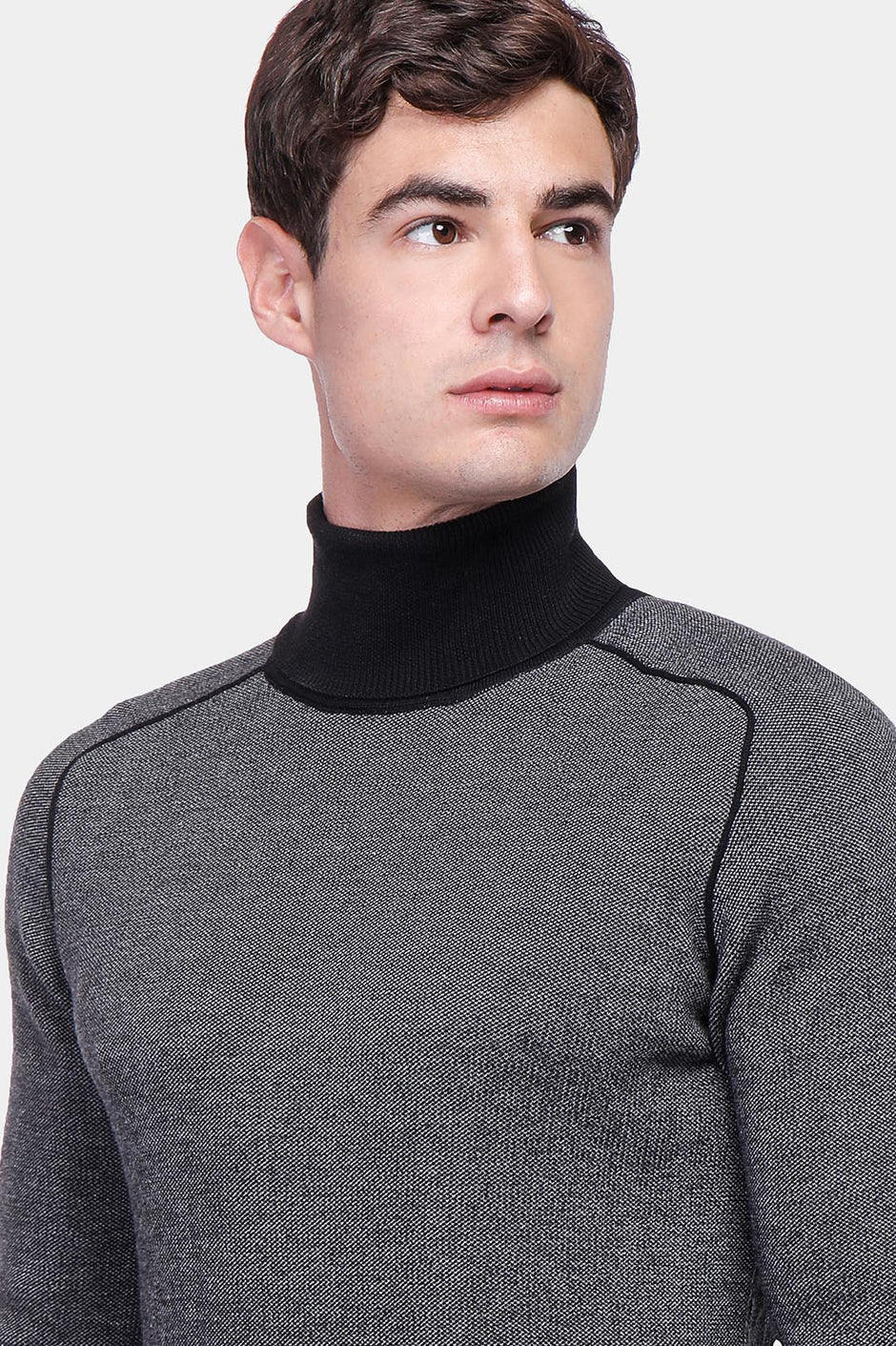 High Neck Pullover